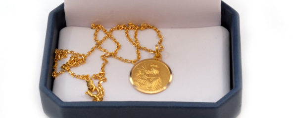 médaille de baptême